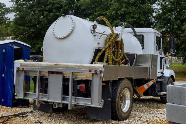 Best Portable toilet rental cost  in East Point, GA